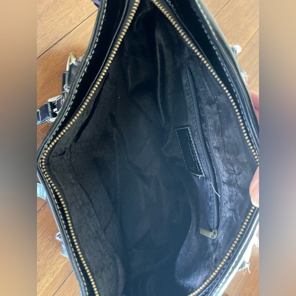 Coach purse - Picture 3 of 8